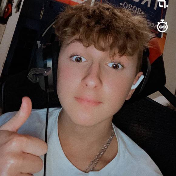 Meet your Posher, Clayyton - Picture 1 of 1